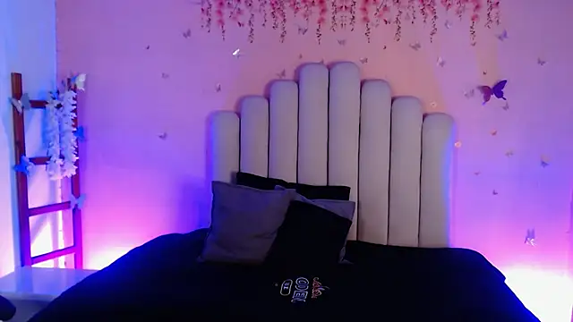 Snapshot of Sweetlu_gh chatting on October 28, 7:30 pm Sweetlu gh online show from October 28, 7:30 pm