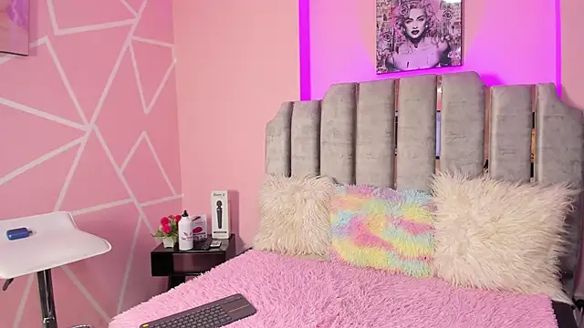 paris noa online show from October 1, 7:41 pm