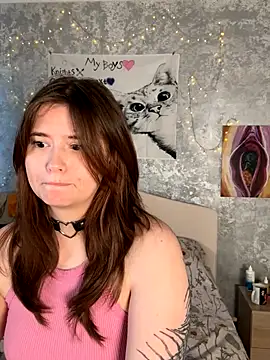 Snapshot of Sabrina_shells chatting on October 5, 10:53 am Sabrina shells online show from October 5, 10:53 am