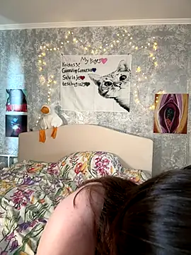 Snapshot of Sabrina_shells chatting on October 2, 10:42 am Sabrina shells online show from October 2, 10:42 am