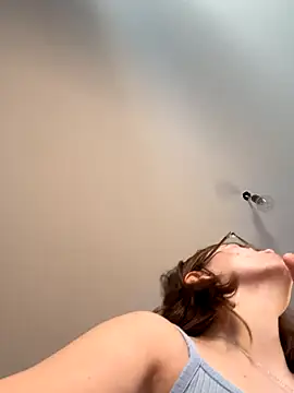 Snapshot of Sabrina_shells chatting on September 24, 10:58 am Sabrina shells online show from September 24, 10:58 am