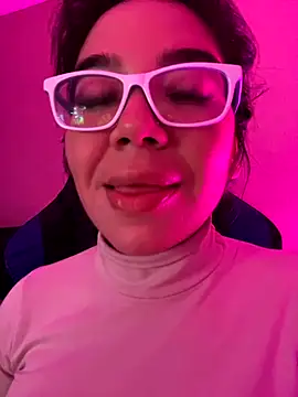 StarSex22 online show from October 19, 6:15 am