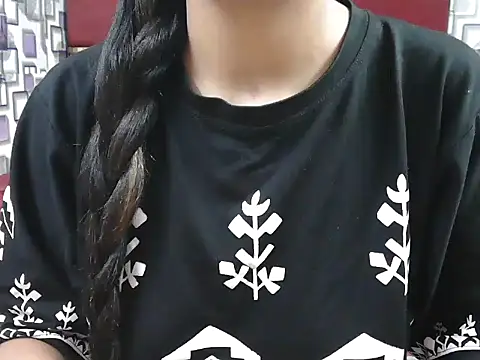 Snapshot of Somiya87 chatting on October 16, 11:29 pm Somiya87 online show from October 16, 11:29 pm