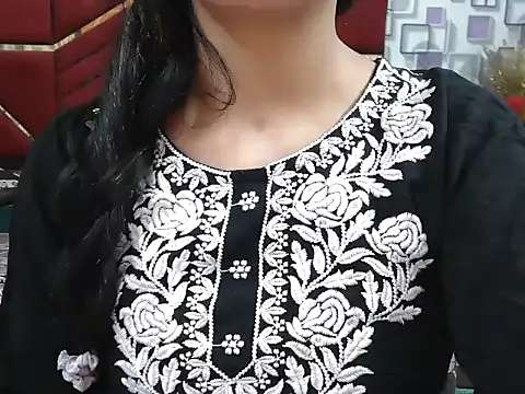 Snapshot of Somiya87 chatting on October 26, 5:08 pm Somiya87 online show from October 26, 5:08 pm