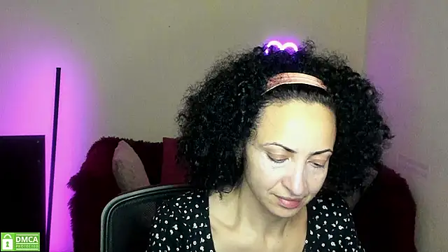 Snapshot of Arianasweety23 chatting on September 24, 5:23 pm Arianasweety23 online show from September 24, 5:23 pm