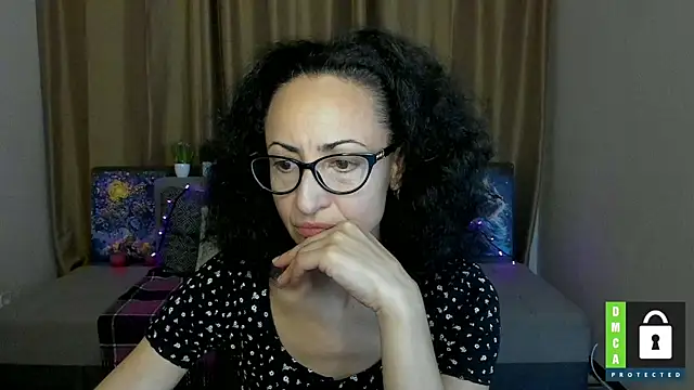 Snapshot of Arianasweety23 chatting on September 27, 11:28 am Arianasweety23 online show from September 27, 11:28 am