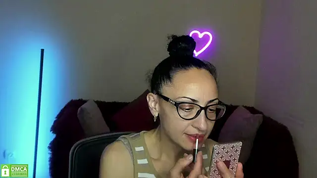 Snapshot of Arianasweety23 chatting on September 17, 5:33 pm Arianasweety23 online show from September 17, 5:33 pm