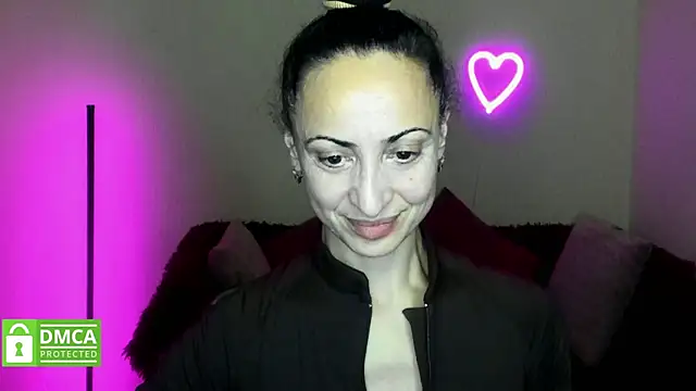 Snapshot of Arianasweety23 chatting on October 16, 5:26 pm Arianasweety23 online show from October 16, 5:26 pm