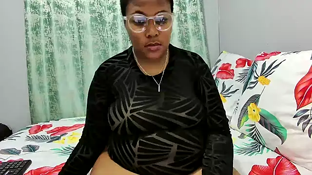 Teassa90 online show from September 25, 7:23 pm