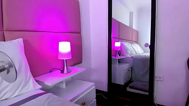 SammyMorales online show from February 4, 1:03 pm