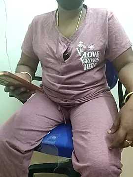 Snapshot of Tamil_roja69 chatting on October 28, 4:13 pm Tamil roja69 online show from October 28, 4:13 pm