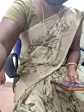 Snapshot of Tamil_roja69 chatting on October 31, 1:04 pm Tamil roja69 online show from October 31, 1:04 pm