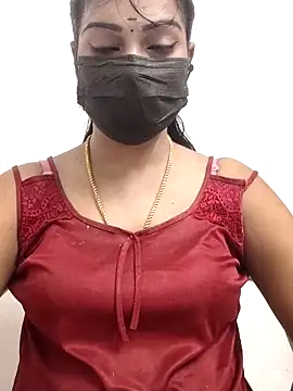 Snapshot of meena_27 chatting on October 6, 5:40 pm meena 27 online show from October 6, 5:40 pm