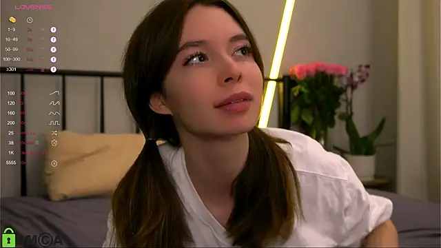 LittleOriana online show from September 20, 1:05 am