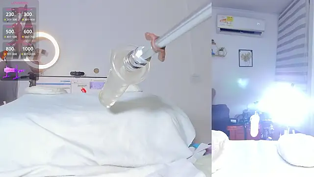 Snapshot of Maria_Jones_ chatting on October 15, 1:41 am Maria Jones online show from October 15, 1:41 am