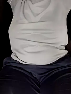 Queen-BEEE online show from February 15, 10:03 am