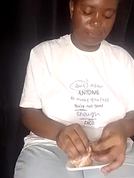 Queen-BEEE online show from February 25, 12:58 pm