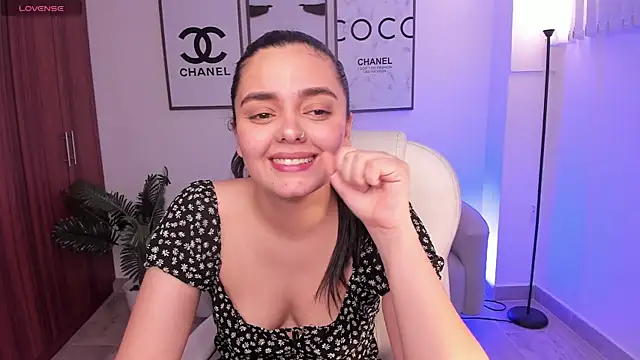 amelia cherry online show from September 27, 12:01 pm