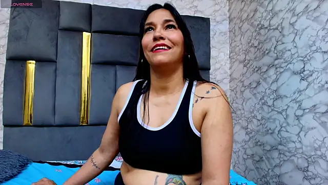 Lorena watson online show from February 5, 6:00 pm