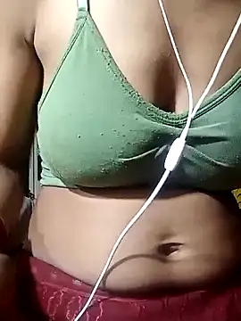 Snapshot of Aadhya_Bahri chatting on September 16, 4:42 am Aadhya Bahri online show from September 16, 4:42 am