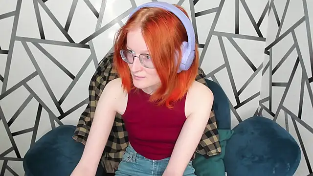 ElizabethHarpper online show from February 14, 9:55 am