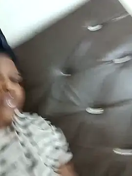 Snapshot of SexyLadyBoosxx chatting on October 22, 10:26 pm SexyLadyBoosxx online show from October 22, 10:26 pm