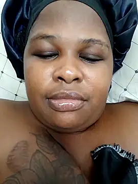 Snapshot of SexyLadyBoosxx chatting on October 19, 4:53 pm SexyLadyBoosxx online show from October 19, 4:53 pm