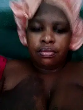 Snapshot of SexyLadyBoosxx chatting on September 30, 9:26 am SexyLadyBoosxx online show from September 30, 9:26 am