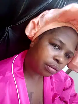 Snapshot of SexyLadyBoosxx chatting on October 3, 4:17 am SexyLadyBoosxx online show from October 3, 4:17 am