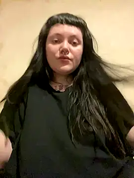 Gothicsiren online show from September 15, 11:45 pm