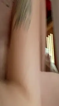 hannahquinn online show from September 16, 7:44 pm