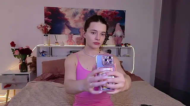 Nellie Medina online show from March 13, 5:25 pm