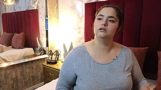 Snapshot of KRYSSTARITTER4 chatting on September 28, 2:29 am KRYSSTARITTER4 online show from September 28, 2:29 am