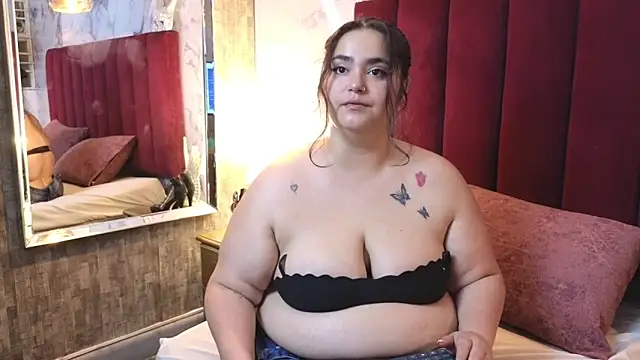 Snapshot of KRYSSTARITTER4 chatting on September 25, 2:54 am KRYSSTARITTER4 online show from September 25, 2:54 am