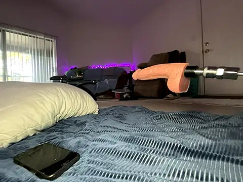 Thickarella420 online show from October 25, 10:16 pm