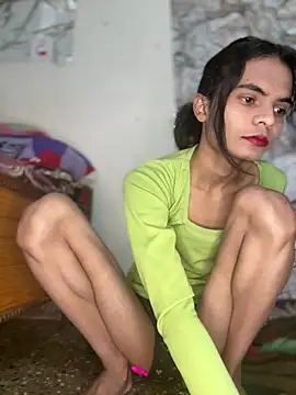 Enna Zarza  online show from December 17, 6:28 am