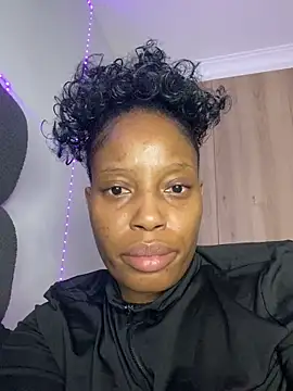 Diamondpussy97 online show from September 20, 11:36 pm