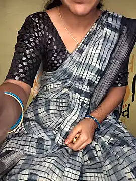 Snapshot of Bujji_pilla_telugu chatting on October 22, 1:38 pm Bujji pilla telugu online show from October 22, 1:38 pm