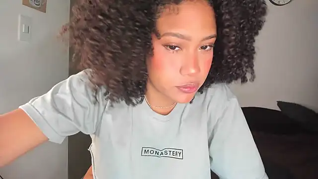 bronwgirl69 online show from October 9, 10:03 pm