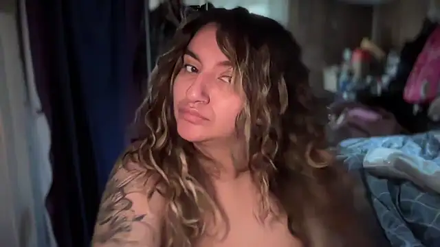 mamifresita online show from November 11, 7:44 pm