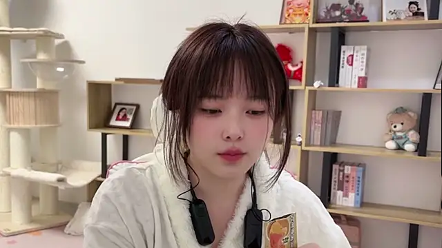 Chenjing0 online show from March 19, 1:04 pm