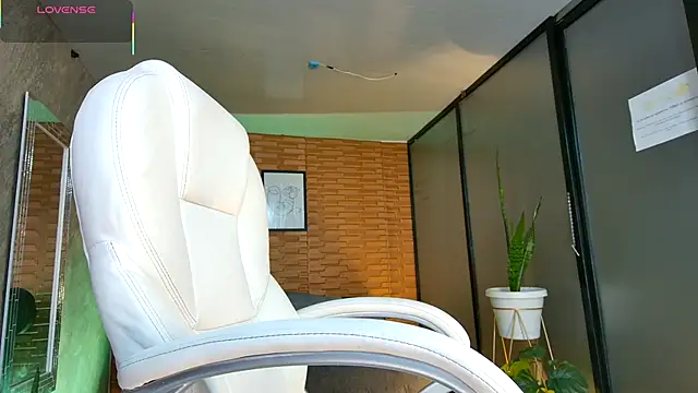 Snapshot of kata_james chatting on September 20, 7:56 pm kata james online show from September 20, 7:56 pm