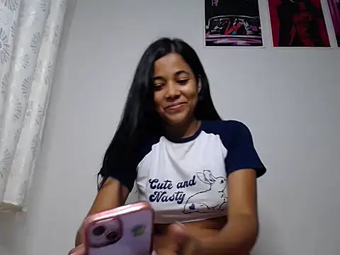 Snapshot of kathypiercee chatting on October 1, 2:27 am kathypiercee online show from October 1, 2:27 am