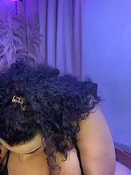 Snapshot of ariadna_cooper chatting on October 15, 4:48 am ariadna cooper online show from October 15, 4:48 am