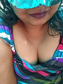  MilkyBar online show from January 6, 4:10 pm