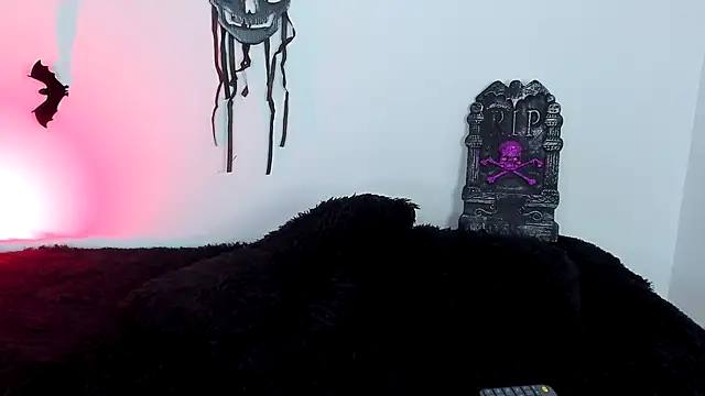 Snapshot of Laurensmith9 chatting on October 20, 8:45 pm Laurensmith9 online show from October 20, 8:45 pm