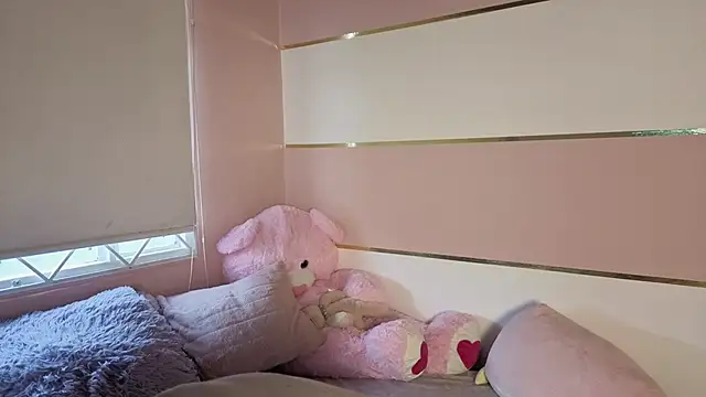 Charlotte  Miller online show from October 17, 11:46 am