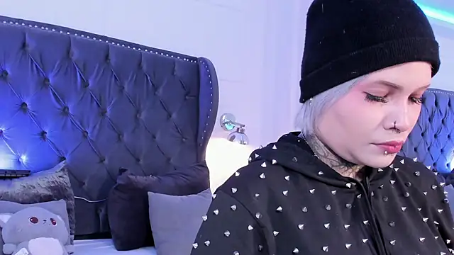 jinxv nuss online show from January 15, 11:49 am