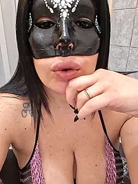 Napoletana89- online show from December 5, 4:45 am