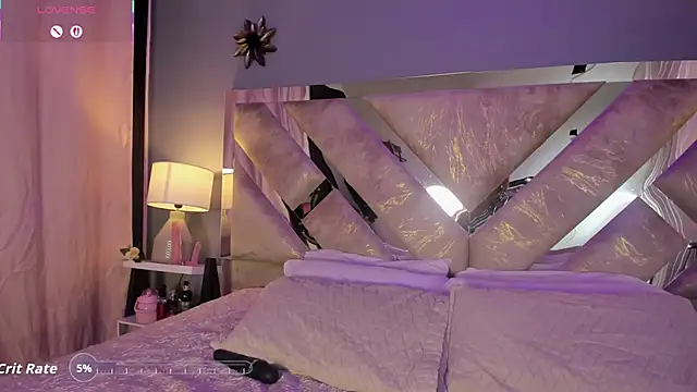 Snapshot of nayara_macherano chatting on October 6, 12:22 pm nayara macherano online show from October 6, 12:22 pm